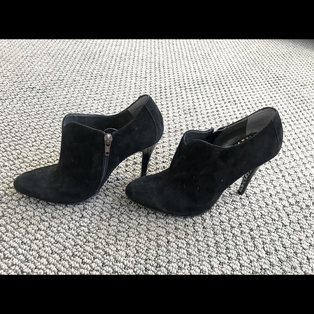 Charles David Booties New without Tags